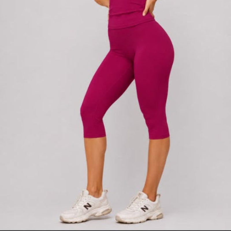 Flex Short Sleeve Capri Set